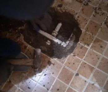 三河卫生间漏水维修公司为您分享下卫生间渗水如何处理及注意事项
